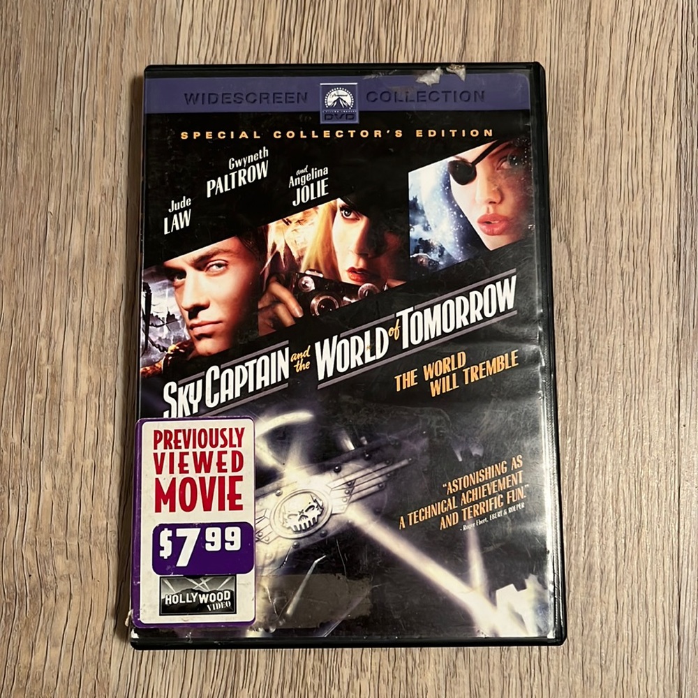 Sky Captain and the World of Tomorrow DVD